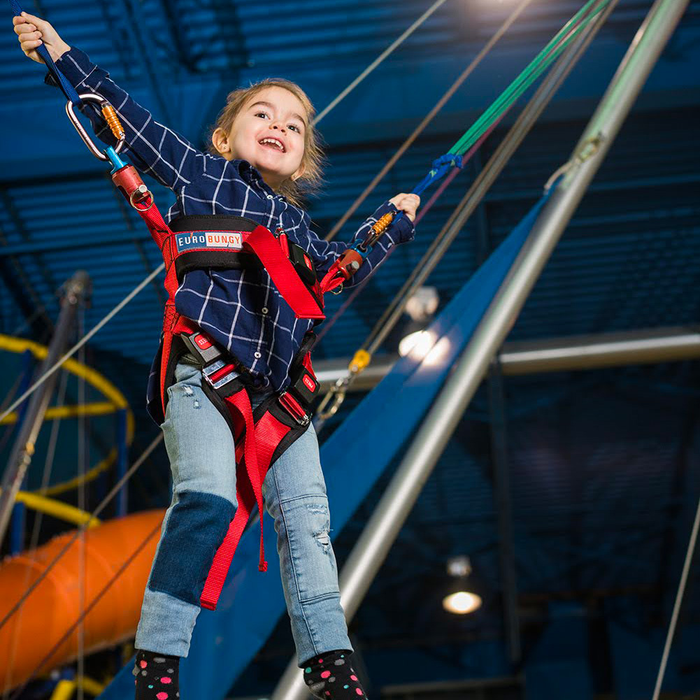 recreofun_centre-amusement-familial_galerie-photos_trampoline-bungee-3